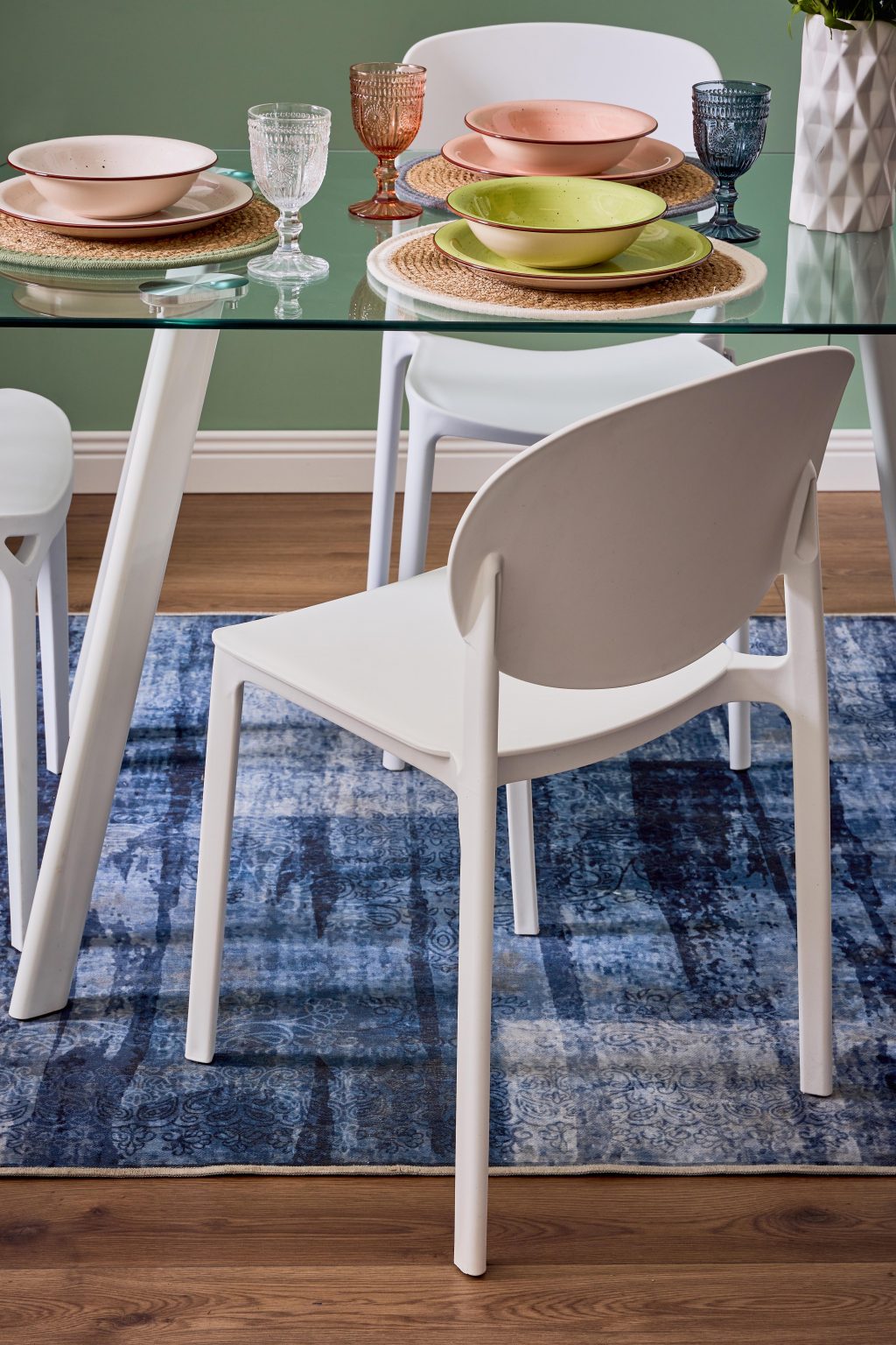 Sedia Eloise in polipropilene bianca