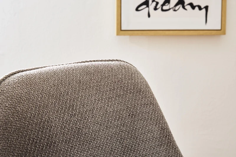 Sedia Krystal in tessuto marrone