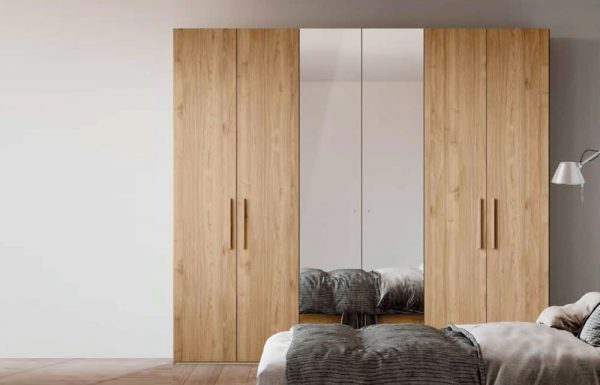 Armadio 6 ante con specchio centrale