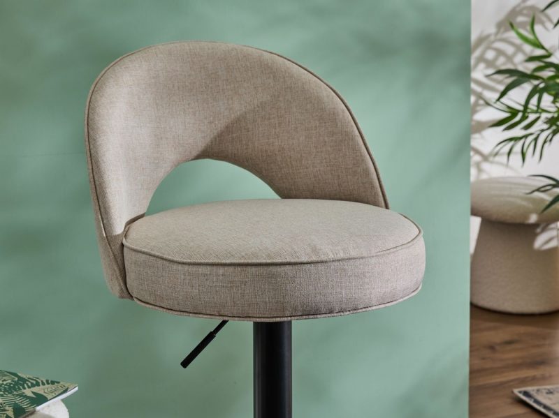 Sgabello Blake in tessuto beige  con base nera