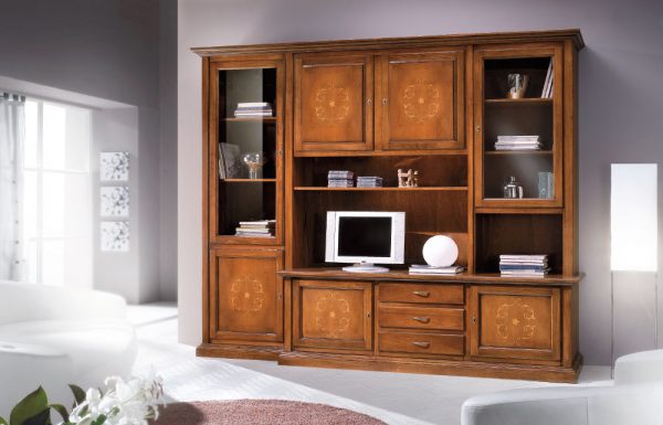 mobile_soggiorno_classico_ante_instarsiate_dotolo_mobili Parete soggiorno classica con ante intarsiate