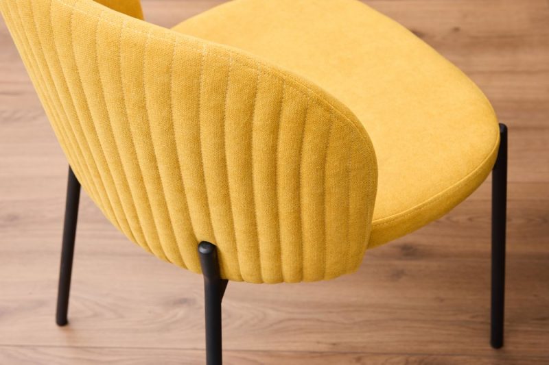 shelly_senape6 Sedia Shelly in Tessuto Senape con Gambe Nere