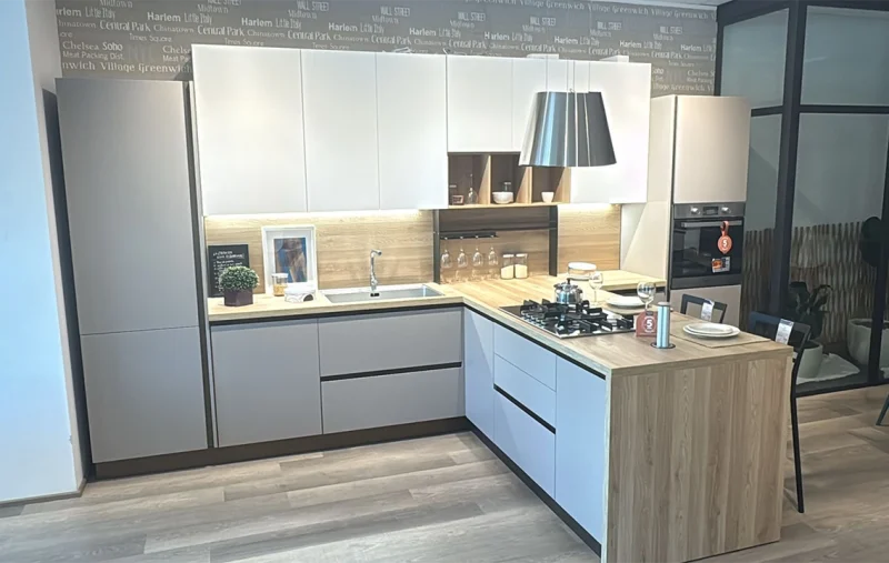 Cucina RIO con penisola - OFFERTA EVO CUCINE